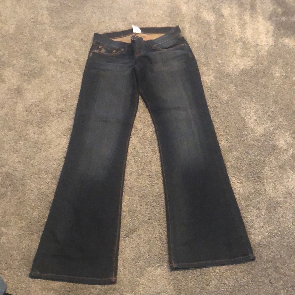 Lucky Jeans